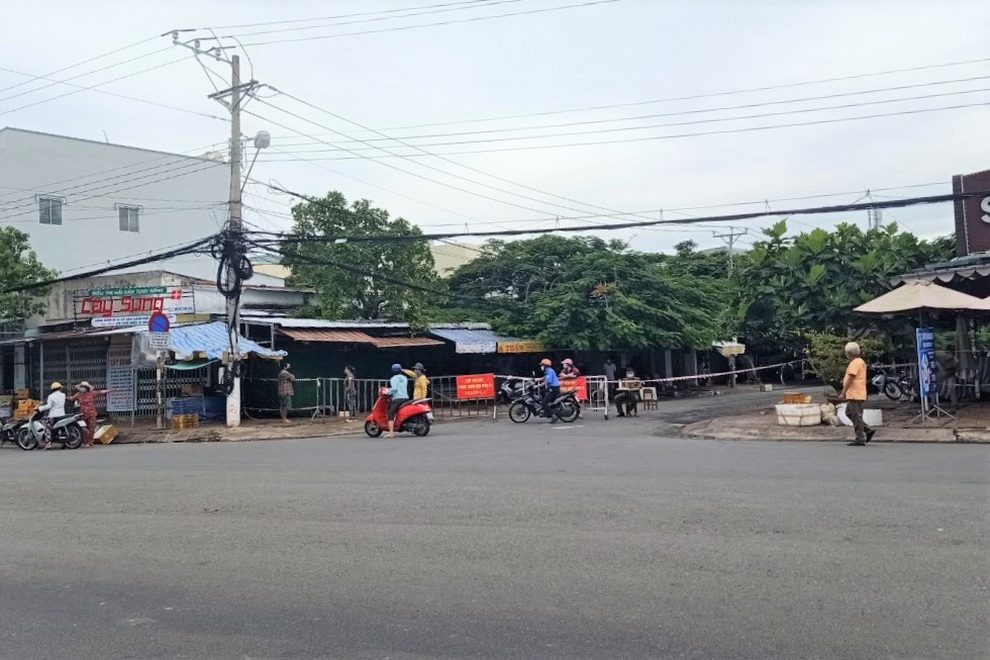 Hình ảnh ngày đầu phong tỏa toàn thành phố Bạc Liêu - 7 Hình ảnh ngày đầu phong tỏa toàn thành phố Bạc Liêu - 7