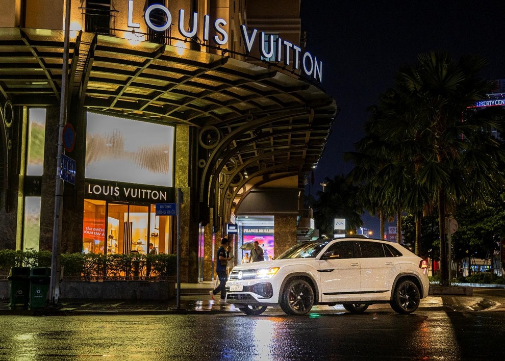 Đánh giá Volkswagen Teramont X: Mẫu xe cá tính dành cho người thực dụng - 4 Đánh giá Volkswagen Teramont X: Mẫu xe cá tính dành cho người thực dụng - 4