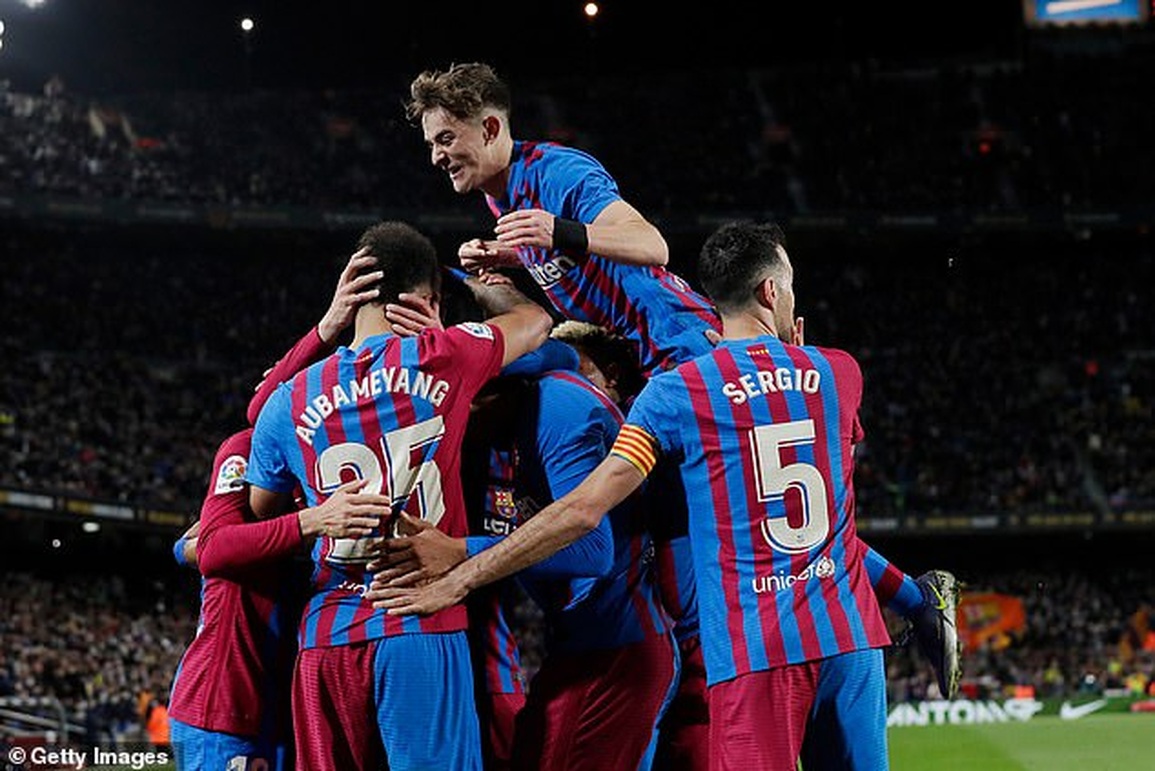 Thắng đậm Bilbao, Barcelona áp sát top 3 La Liga - 4 Thắng đậm Bilbao, Barcelona áp sát top 3 La Liga - 4
