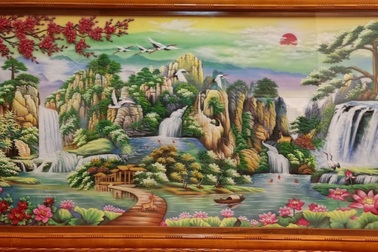 Gỗ đá Thiên Phú: Nơi sáng tạo những tác phẩm nghệ thuật độc, lạ