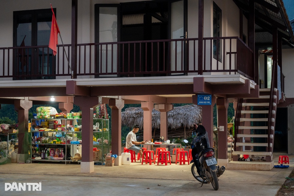 Kỳ 2: Đảng viên hiến đất, dân nhất mực theo sau - 15 Kỳ 2: Đảng viên hiến đất, dân nhất mực theo sau - 15