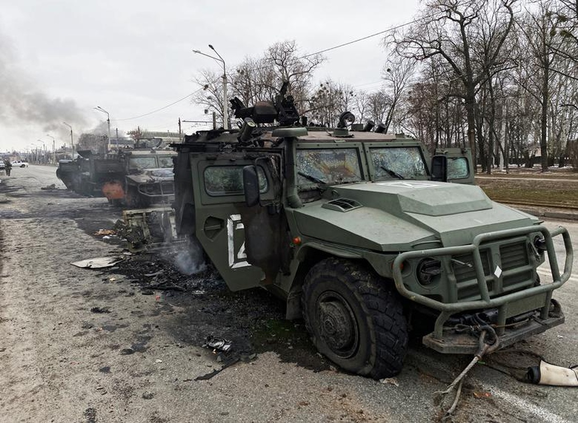 Hàng loạt khí tài Nga bị phá hủy dưới mưa hỏa lực ở Ukraine - 7 Hàng loạt khí tài Nga bị phá hủy dưới mưa hỏa lực ở Ukraine - 7