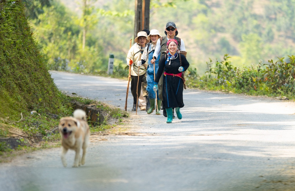Người phụ nữ Vàng Thị Thông là ai mà bỗng dưng gây sốt mạng? - 4 Người phụ nữ Vàng Thị Thông là ai mà bỗng dưng gây sốt mạng? - 4