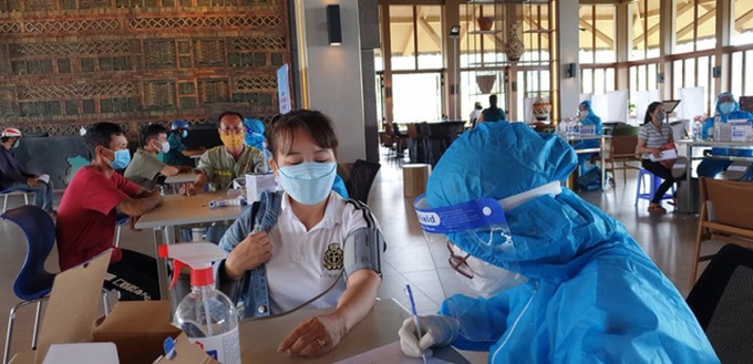 Sau ngày 31/12, những ai không thuộc đối tượng chống chỉ định tiêm vaccine Covid-19 mà chưa tiêm sẽ bị hạn chế một số hoạt động.