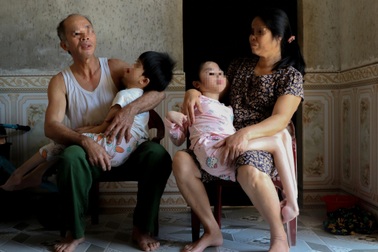 Thế hệ thứ 3 của người nhiễm chất độc da cam được hỗ trợ hàng tháng