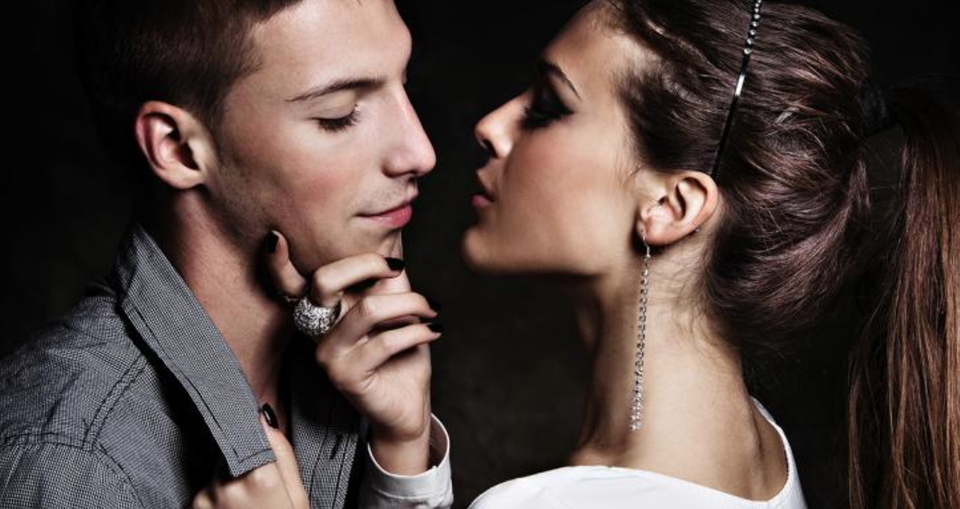 4 cách đơn giúp bạn trở nên có sức hút với đàn ông - 1