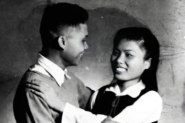 "Đi Điện Biên Phủ về, ta cưới!": Chuyện tình đẹp của tướng Hoàng Đan