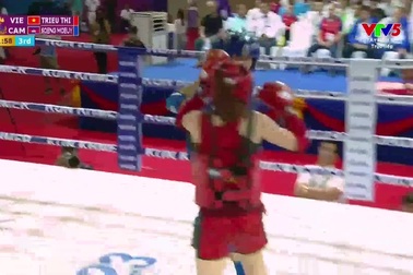 Triệu Thị Phương Thủy giành HCV Kun Khmer hạng cân 51kg nữ