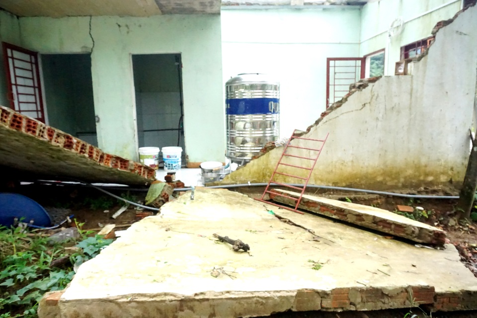 Chòng chành vượt sông dữ tìm con chữ - 9