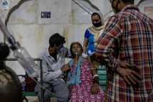 "Phao cứu sinh" quý hơn vàng của Ấn Độ trong cơn bão Covid-19