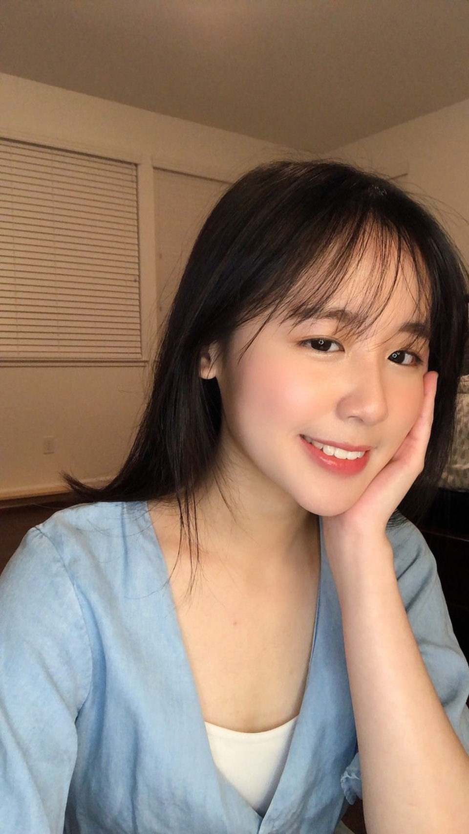Cô gái sinh tư với vẻ đẹp mộng mơ tựa gái Hàn - 1 Cô gái sinh tư với vẻ đẹp mộng mơ tựa gái Hàn - 1