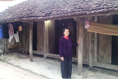 Khai tử dân nghèo để... giúp dân được xóa nợ!