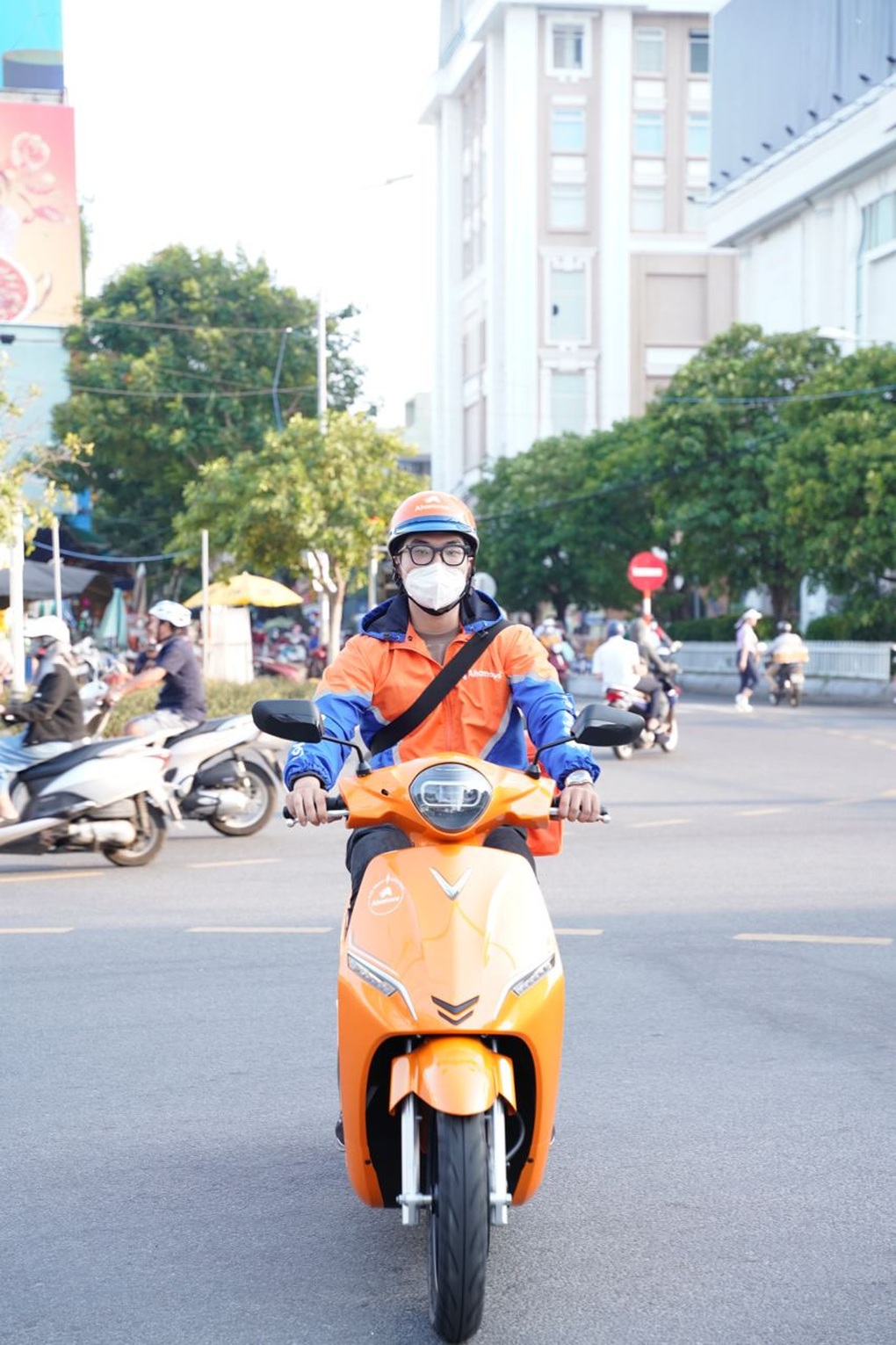 Xe điện trở thành giải pháp mới cho kinh doanh dịch vụ vận tải - 4 Xe điện trở thành giải pháp mới cho kinh doanh dịch vụ vận tải - 4