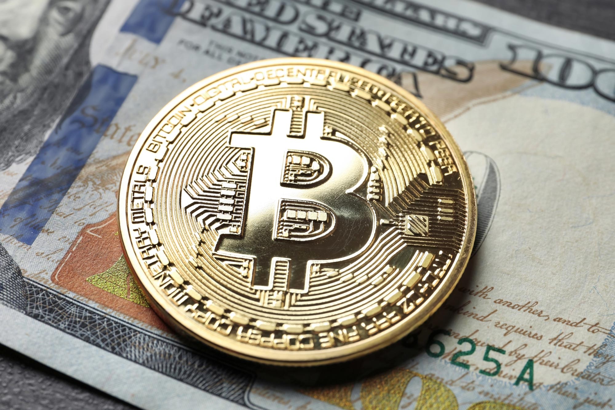 Tranh cãi giấc mơ bitcoin đạt giá 1 triệu USD - 2 Tranh cãi giấc mơ bitcoin đạt giá 1 triệu USD - 2