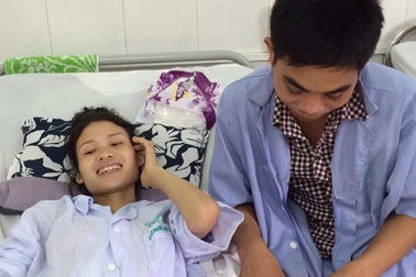 Đám cưới trong bệnh viện: “Cô dâu” được xuất viện