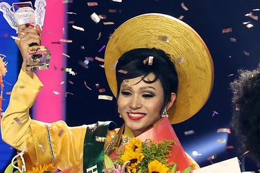 Hóa thân Hoài Linh, Jun Phạm giành quán quân Gương mặt thân quen