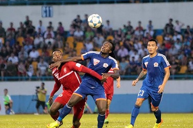 V-League giai đoạn cuối mùa: Bạo lực và những trận đấu lạ