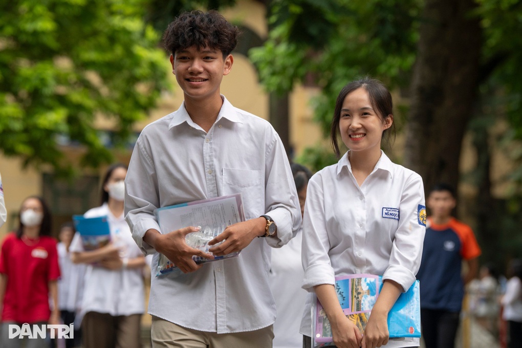 17h hôm nay, họp báo kết thúc thi tốt nghiệp THPT 2024 - 1 17h hôm nay, họp báo kết thúc thi tốt nghiệp THPT 2024 - 1