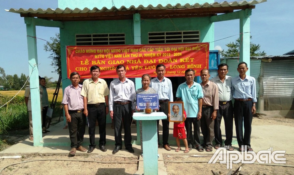 Dấu ấn từ học tập và làm theo Bác - 2 Dấu ấn từ học tập và làm theo Bác - 2