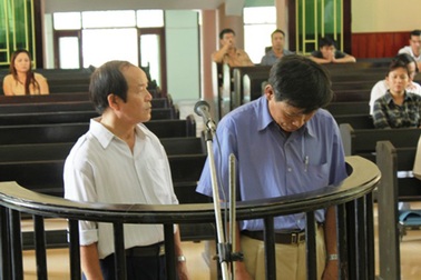 3 cán bộ Đại học Quy Nhơn lãnh án tù