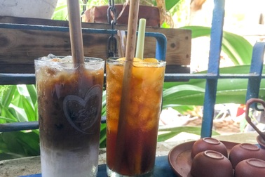 Nhiều quán cà phê Đà Nẵng "khai tử" ống hút nhựa