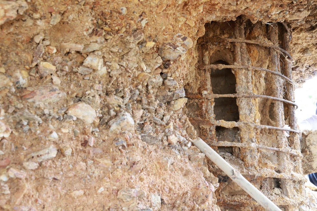 Doanh nghiệp đề xuất bỏ tiền sửa chữa cầu Sông Lô đang bị hư hỏng nặng - 2 Doanh nghiệp đề xuất bỏ tiền sửa chữa cầu Sông Lô đang bị hư hỏng nặng - 2