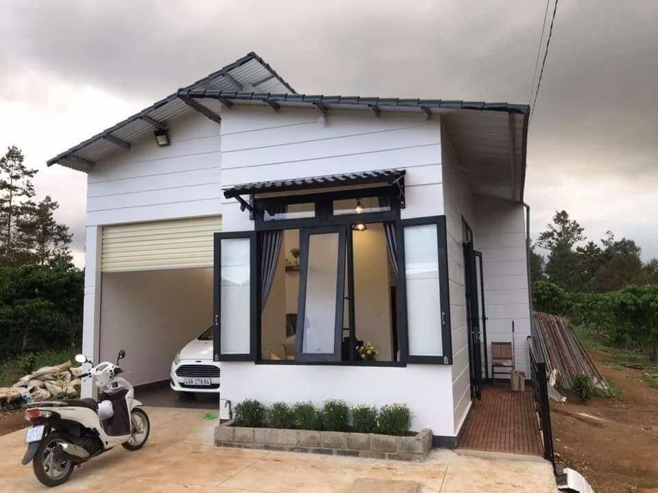 Cặp đôi xây nhà trăm mét vuông chỉ 320 triệu đồng nhờ độc chiêu này - 1 Cặp đôi xây nhà trăm mét vuông chỉ 320 triệu đồng nhờ độc chiêu này - 1