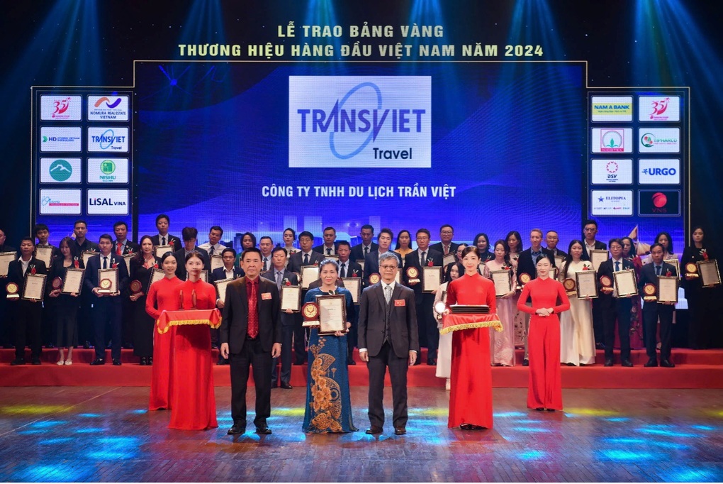 Transviet nhận hai giải thưởng trong năm 2024 - 1 Transviet nhận hai giải thưởng trong năm 2024 - 1