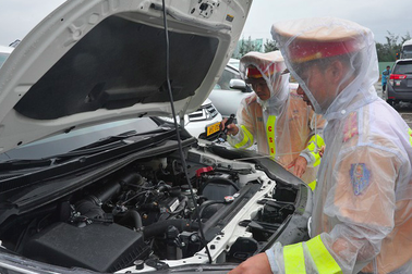 Hoàn tất kiểm định 900 xe ô tô phục vụ Tuần lễ cấp cao APEC