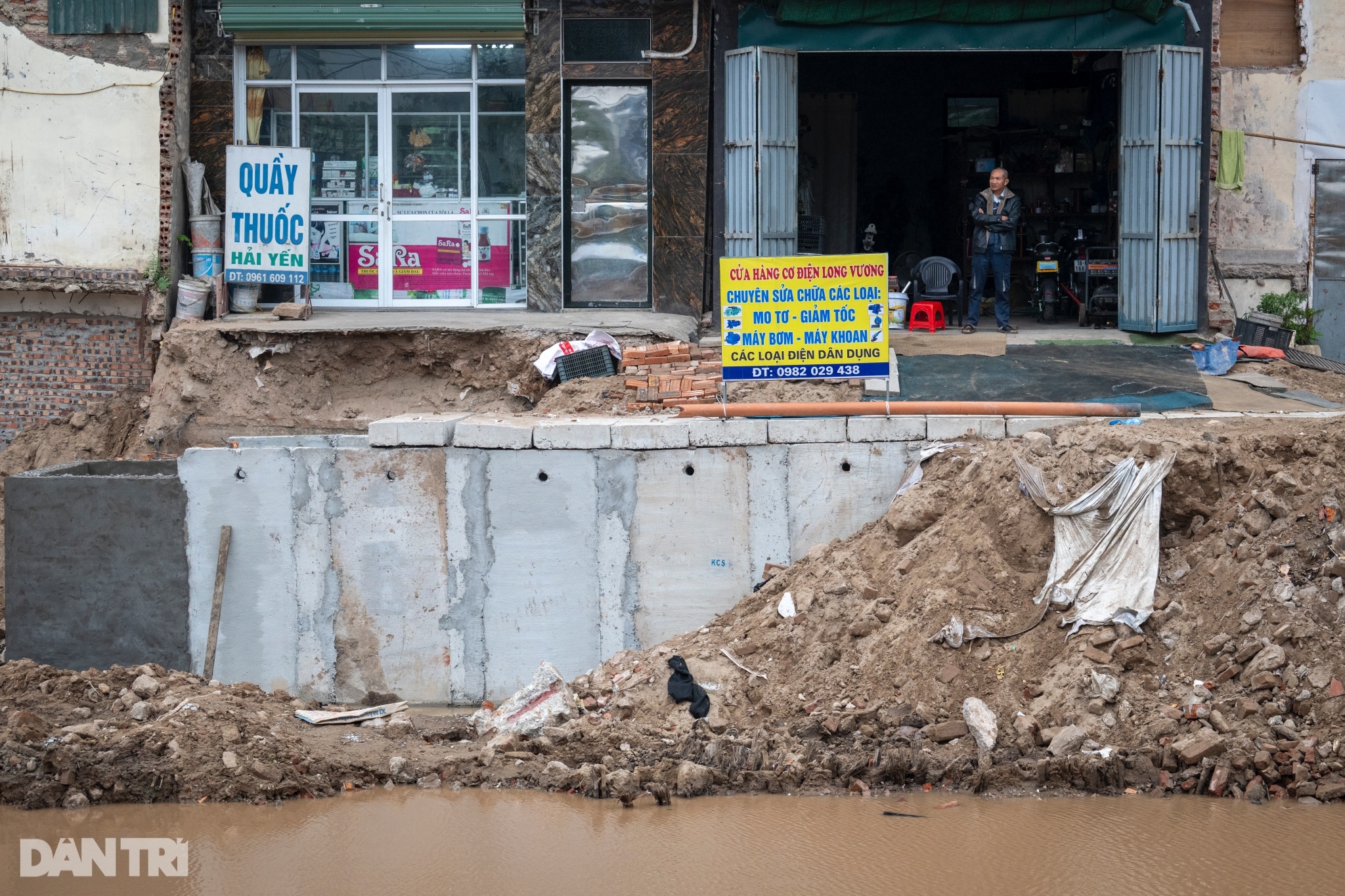 View - Hà Nội: Tuyến đường cửa ngõ phía Nam cải tạo 15 năm vẫn ngổn ngang | Báo Dân trí