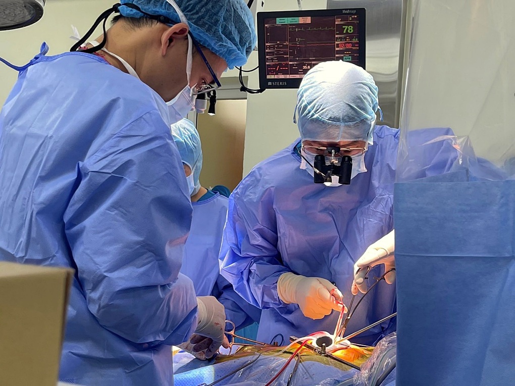 Van tim bị vôi hóa - bệnh lý nguy hiểm tiến triển âm thầm - 3 Van tim bị vôi hóa - bệnh lý nguy hiểm tiến triển âm thầm - 3
