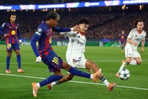 Rashford và Yamal ghi dấu ấn, Barcelona ngược dòng giành chiến thắng