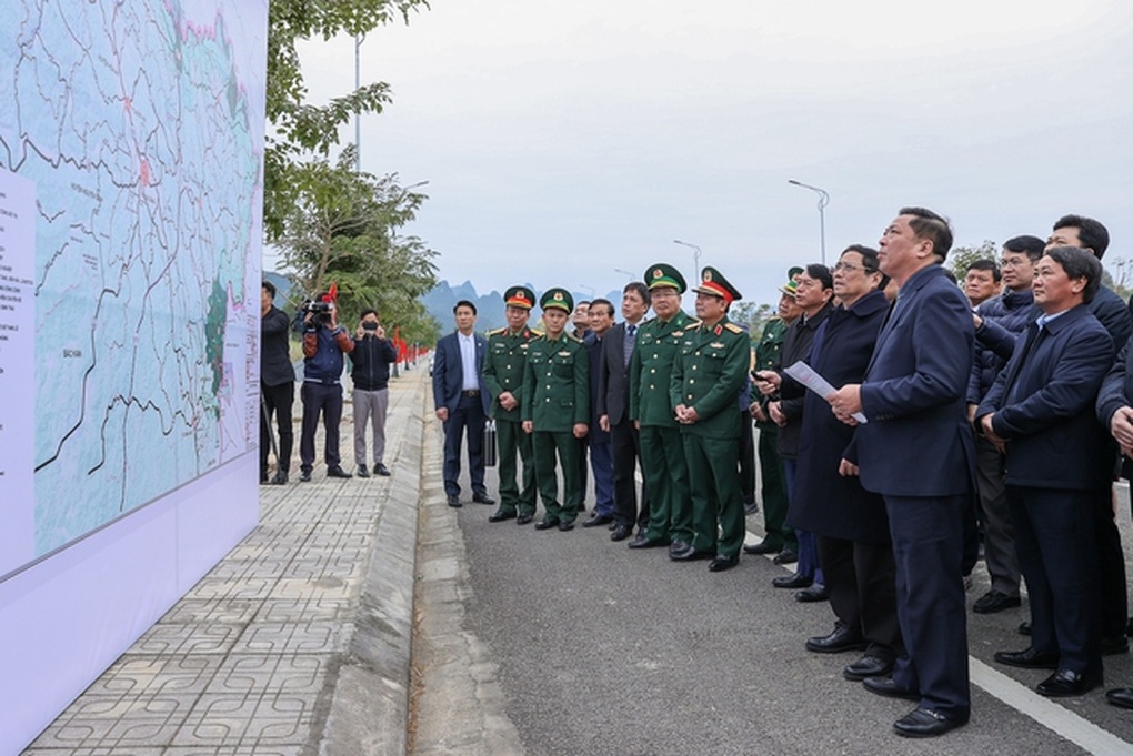 Thủ tướng thực địa 2 động lực phát triển kinh tế mới của Cao Bằng - 1 Thủ tướng thực địa 2 động lực phát triển kinh tế mới của Cao Bằng - 1