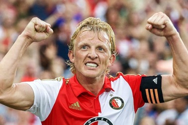 Chiêm ngưỡng bàn thắng của “lão tướng” 36 tuổi Dirk Kuyt