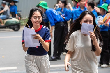 Điểm chuẩn đại học 2 miền Bắc - Nam sẽ ra sao?