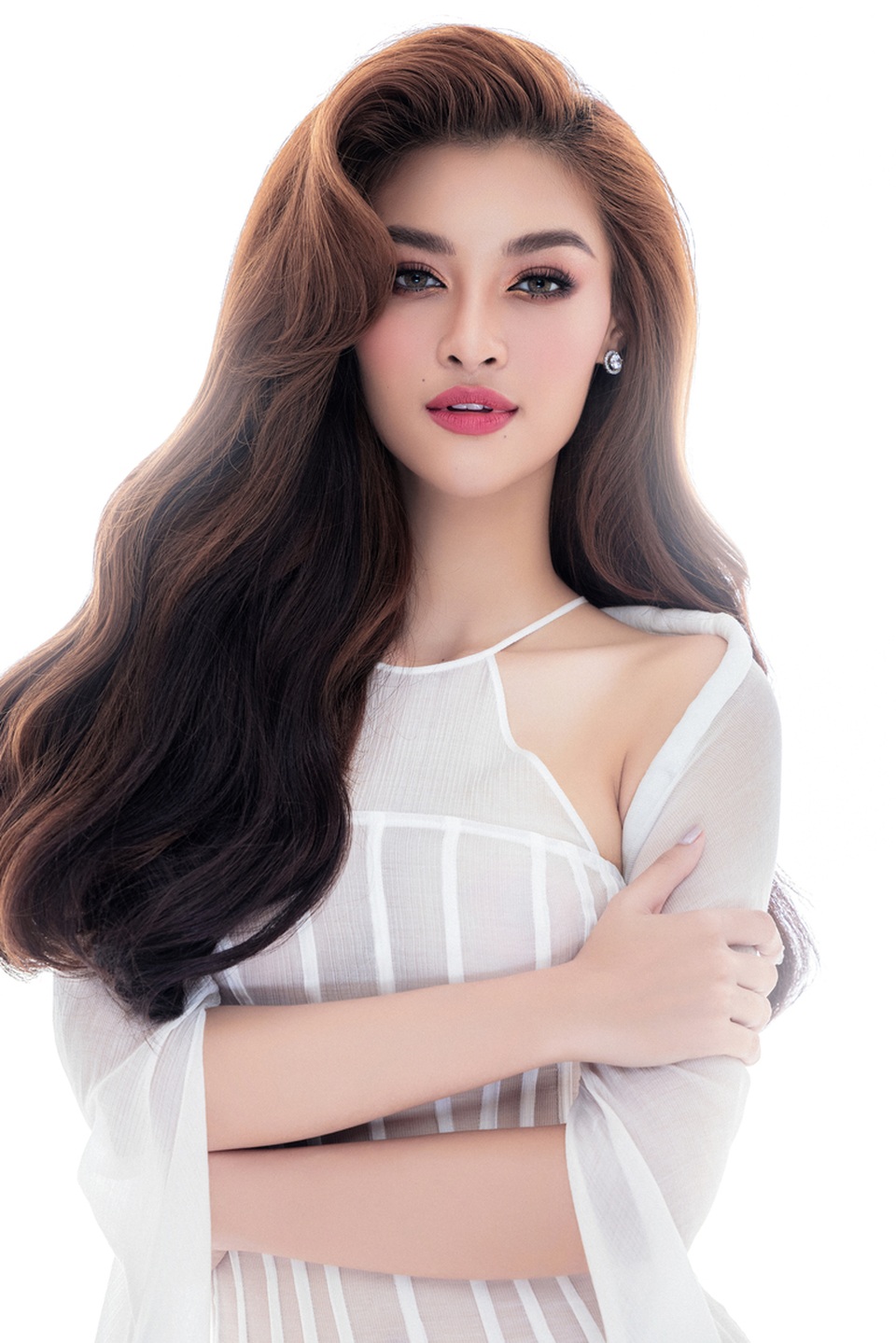 Từng bị chê bai sau đăng quang, nhan sắc Á hậu Kiều Loan giờ ra sao? - 4 Từng bị chê bai sau đăng quang, nhan sắc Á hậu Kiều Loan giờ ra sao? - 4