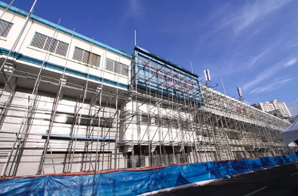 Công nhân ở công trường xây dựng phục vụ SEA Games gặp tai nạn lao động - 1 Công nhân ở công trường xây dựng phục vụ SEA Games gặp tai nạn lao động - 1