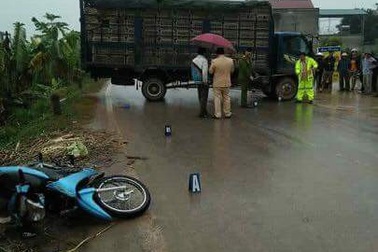 Tai nạn giao thông liên hoàn, 3 mẹ con thương vong