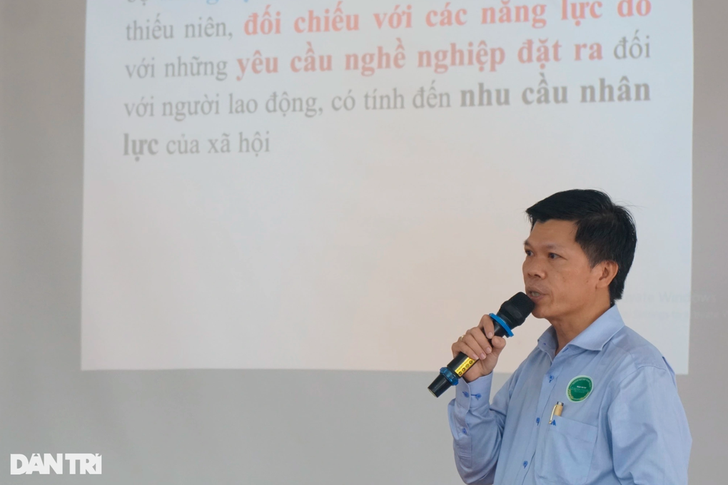 Học sinh còn chọn nghề theo cảm tính - 2 Học sinh còn chọn nghề theo cảm tính - 2