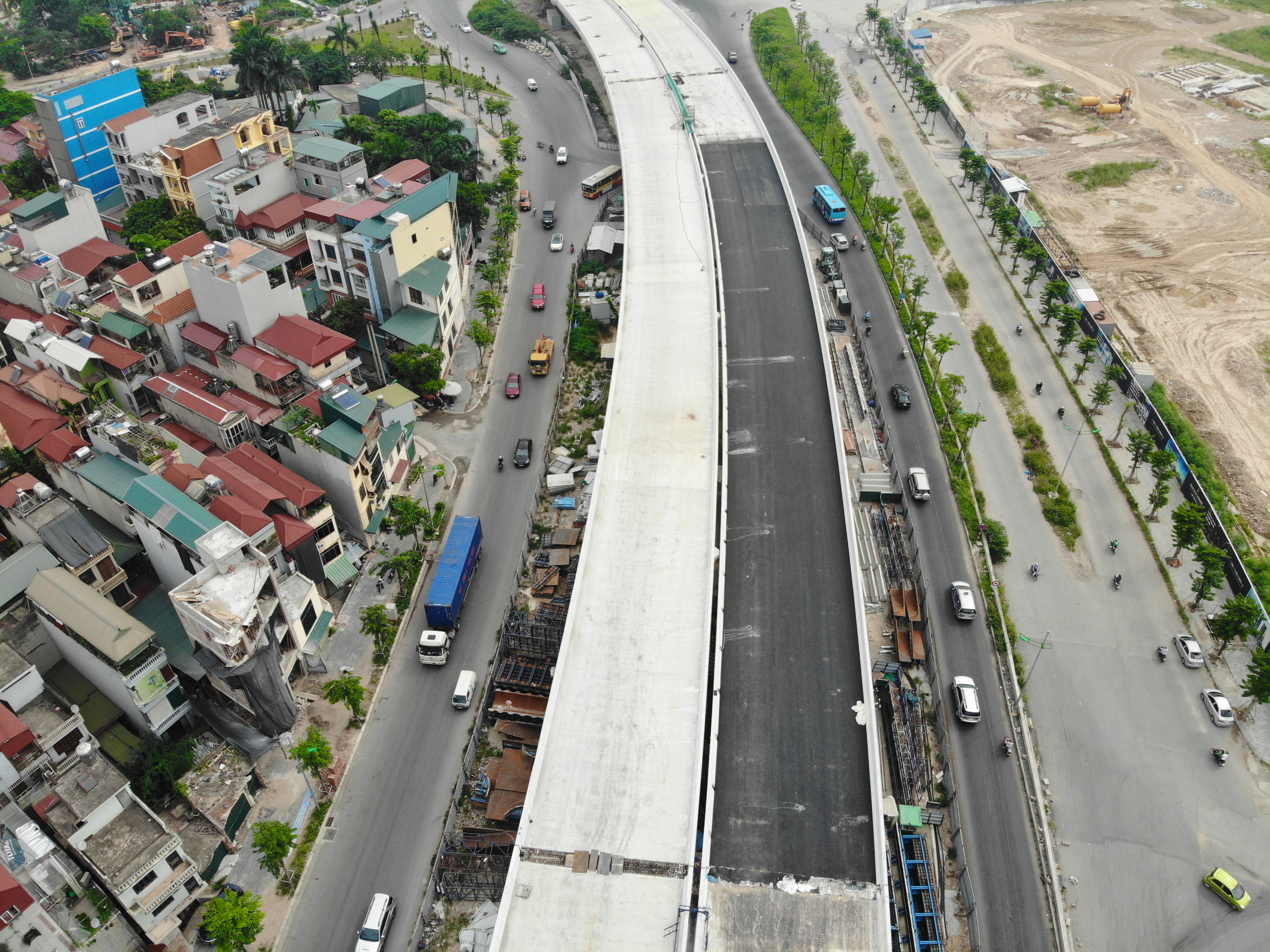 Hà Nội: Gấp rút thi công đường vành đai 3 trên cao trước ngày thông xe - 12 Hà Nội: Gấp rút thi công đường vành đai 3 trên cao trước ngày thông xe - 12