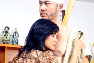 Thanh Lam xấu hổ khi diễn “cảnh nóng” với "phi công trẻ" 