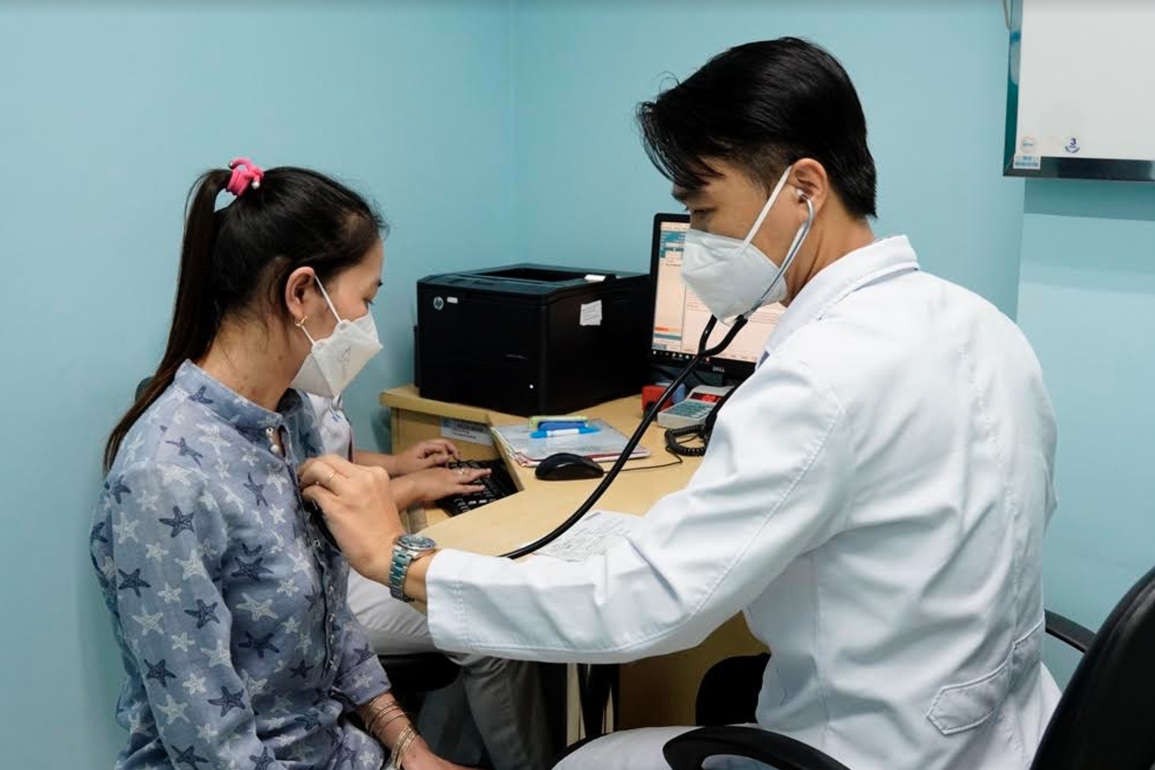 Khó thở, phù chân nhưng chủ quan thai hành, sản phụ 37 tuổi nguy kịch - 1 Khó thở, phù chân nhưng chủ quan thai hành, sản phụ 37 tuổi nguy kịch - 1
