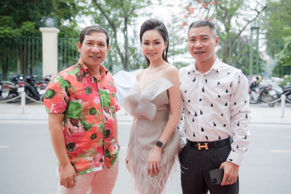 Bí mật sau ánh đèn của NSND Thu Hà, NSND Công Lý, Thuỳ Anh Nhà trọ Balanha - 13 Bí mật sau ánh đèn của NSND Thu Hà, NSND Công Lý, Thuỳ Anh Nhà trọ Balanha - 13