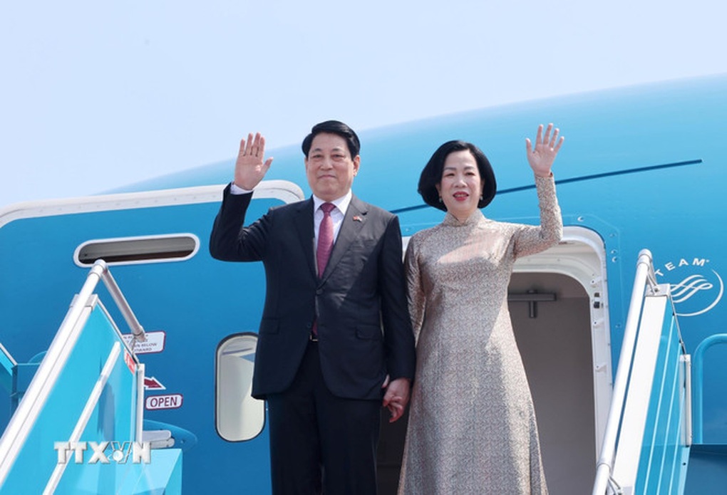 Chủ tịch nước Lương Cường cùng Phu nhân lên đường công du Ai Cập và Angola - 1 Chủ tịch nước Lương Cường cùng Phu nhân lên đường công du Ai Cập và Angola - 1