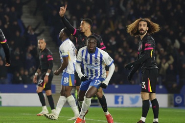 Chelsea bị Brighton vùi dập tại sân vận động Amex