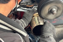 Kiếm tiền triệu từ nghề "thay áo mới" cho lư đồng ngày cận Tết