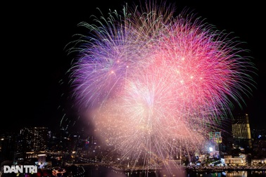 Loạt đường trung tâm TPHCM sẽ cấm xe đêm giao thừa