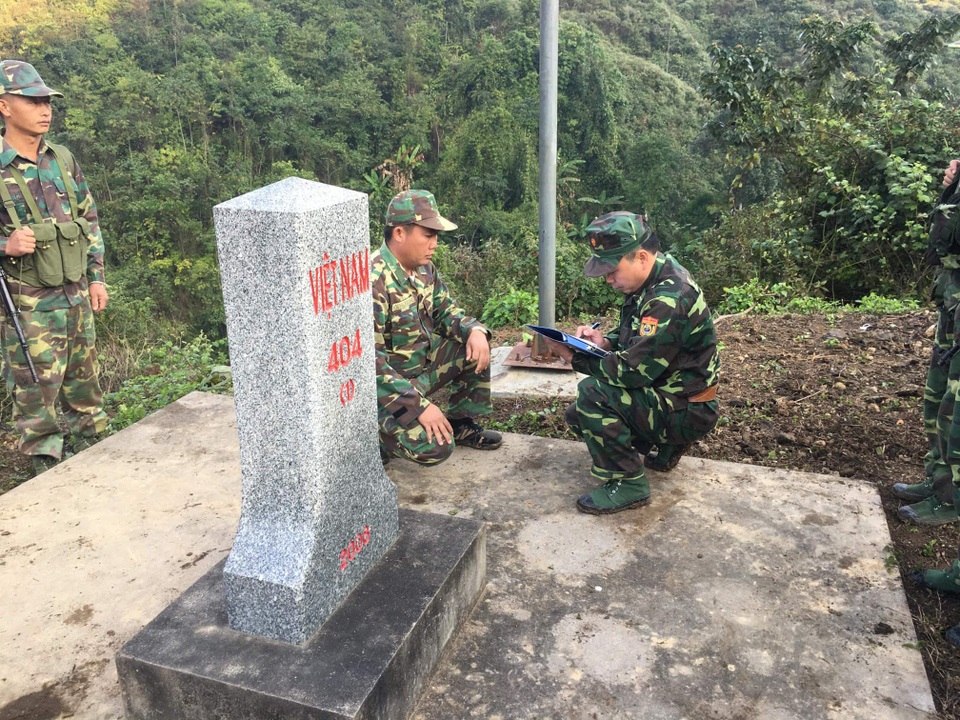 Hình ảnh người chiến sĩ biên phòng trên mọi mặt trận - 13 Hình ảnh người chiến sĩ biên phòng trên mọi mặt trận - 13
