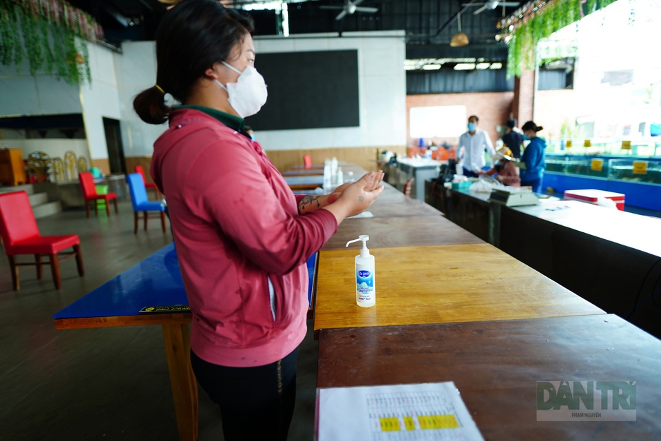 Đi chợ hải sản thời Covid-19 - 2