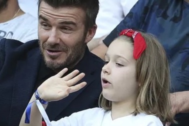 David Beckham đưa con gái nhỏ đi xem đá bóng